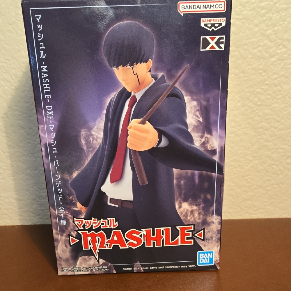 Bandai Mashle DFX‎ Action Figure - Black and White